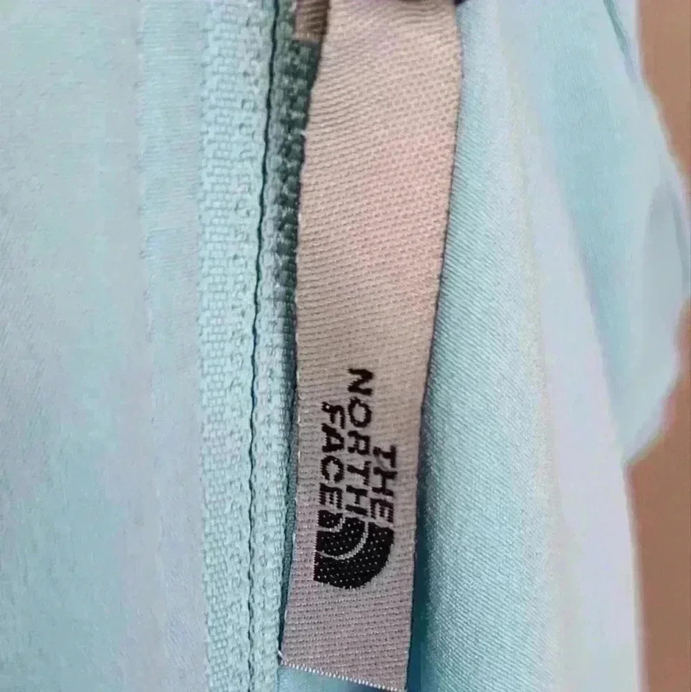 The North Face Women's Canyonlands ¼ Zip Womens Size Small Eggshell Blue - Picture 14 of 15